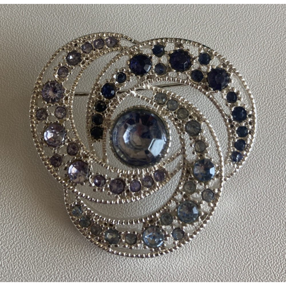 Vintage Swirl Brooch Silver-Tone Rhinestone Pin